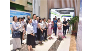 广西高；；；；；；愕持Р渴榧桥嘌蛋噍傲俸侠諬L8调查党建工作