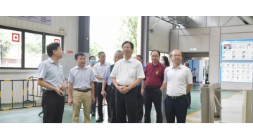 自治区政协副主席刘慕仁莅临合乐HL8调研